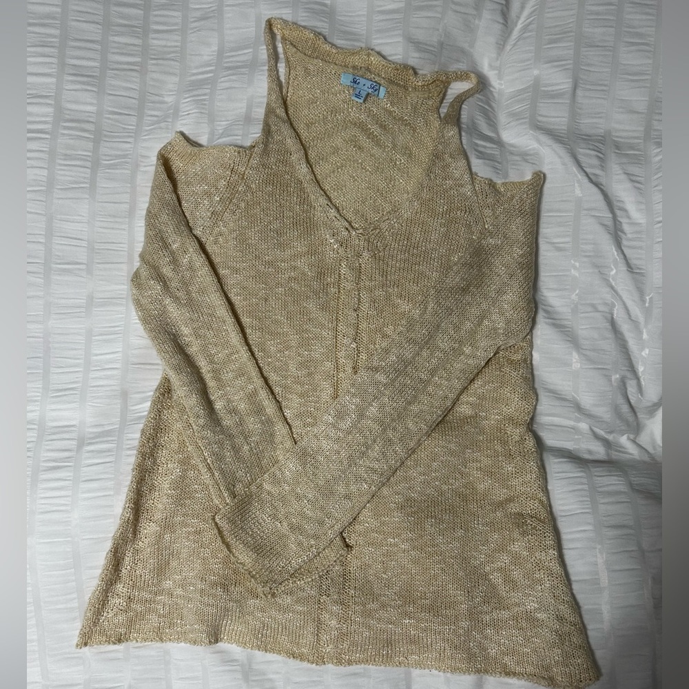 cold shoulder sweater, size large